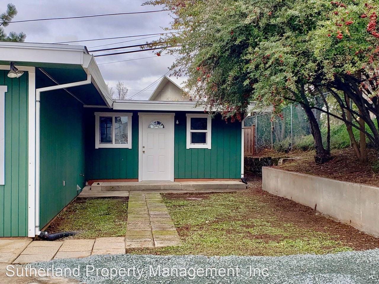 AUBURN STUDIO - Photo 2 of 7