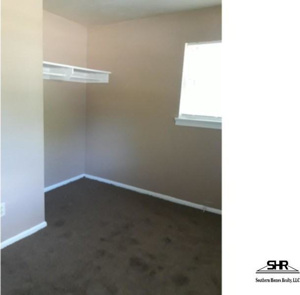 701 Montclair Rd - Photo 2 of 4