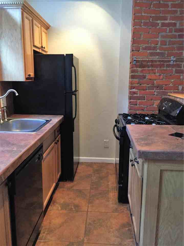 5112 Keystone St #5112 - Photo 3 of 18