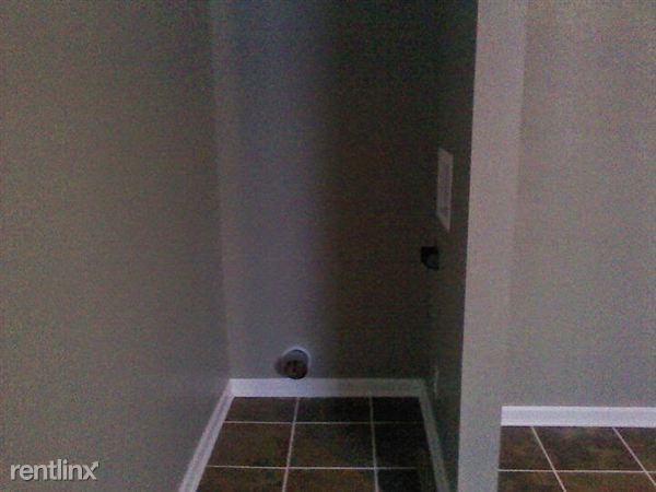 5128 W Naomi St - Photo 2 of 7