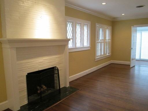 2029 Huntington Ln - Photo 3 of 24