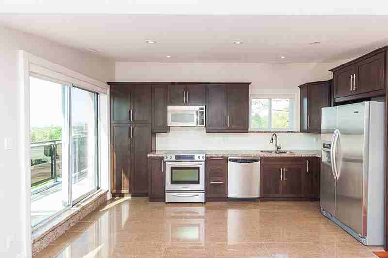 640 Davenport Rd - Photo 2 of 13