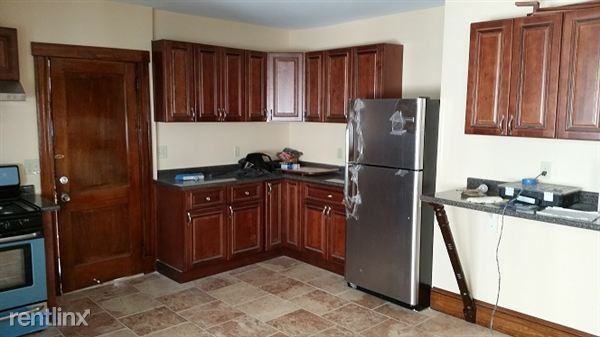 cummins highway Apartments in Metropolitan Hill Beach Street, Boston