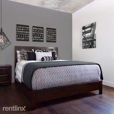 225 W Illinois St - Photo 3 of 5