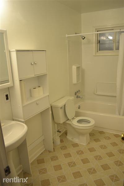12158 Centralia - Photo 3 of 10