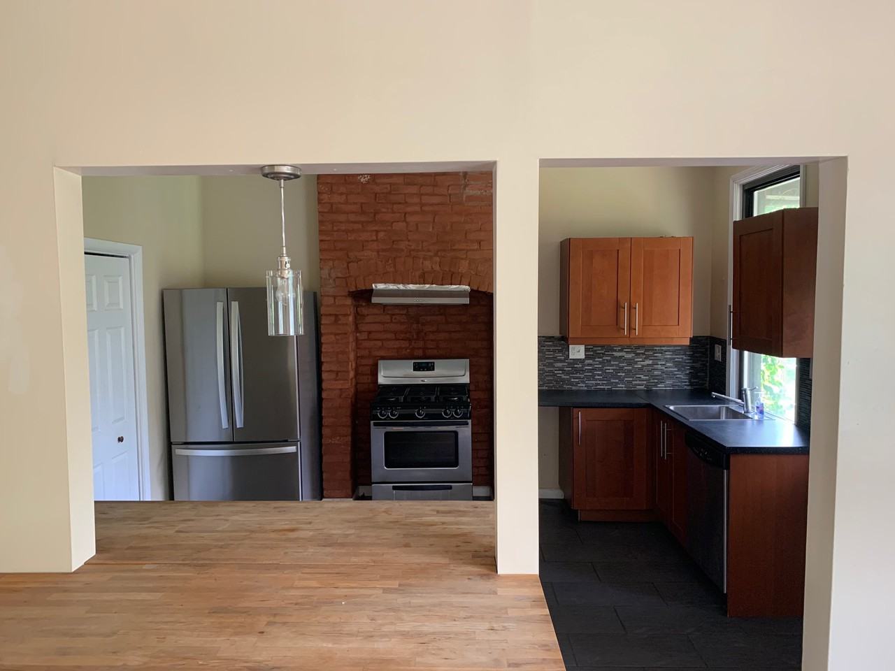 617 Mellon St - Photo 3 of 22