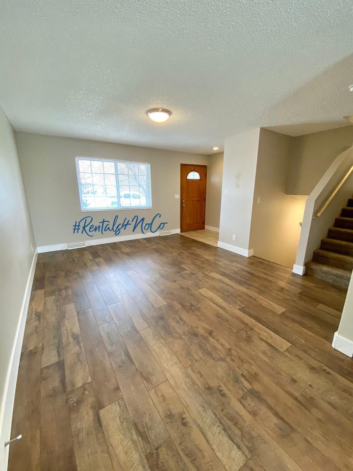 1519 Bella Vista Dr #1 - Photo 3 of 19