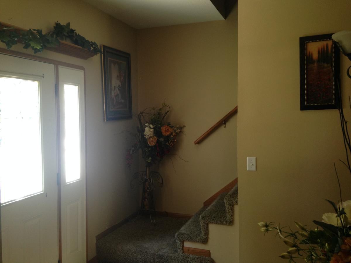 2519 E 23rd St - Photo 5 of 12