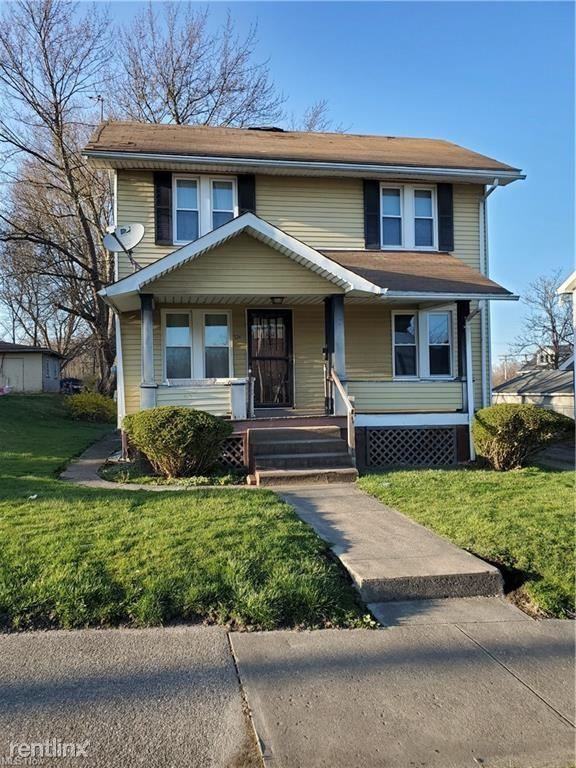 1534 Shehy St - Photo 2 of 8