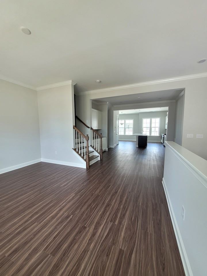 320 Clementine Dr - Photo 3 of 30