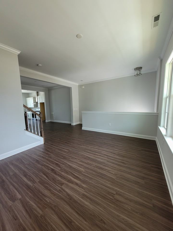 320 Clementine Dr - Photo 4 of 30