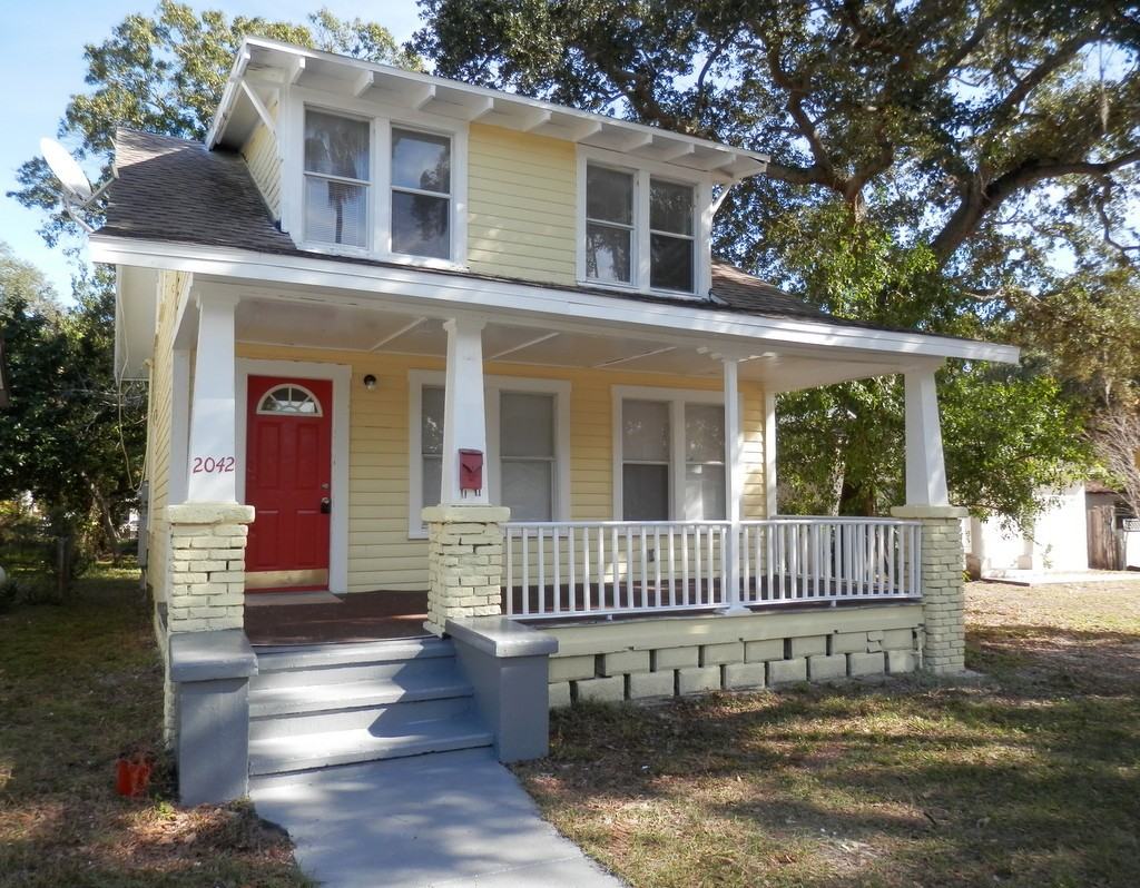 2042 14th St S - Photo 2 of 12