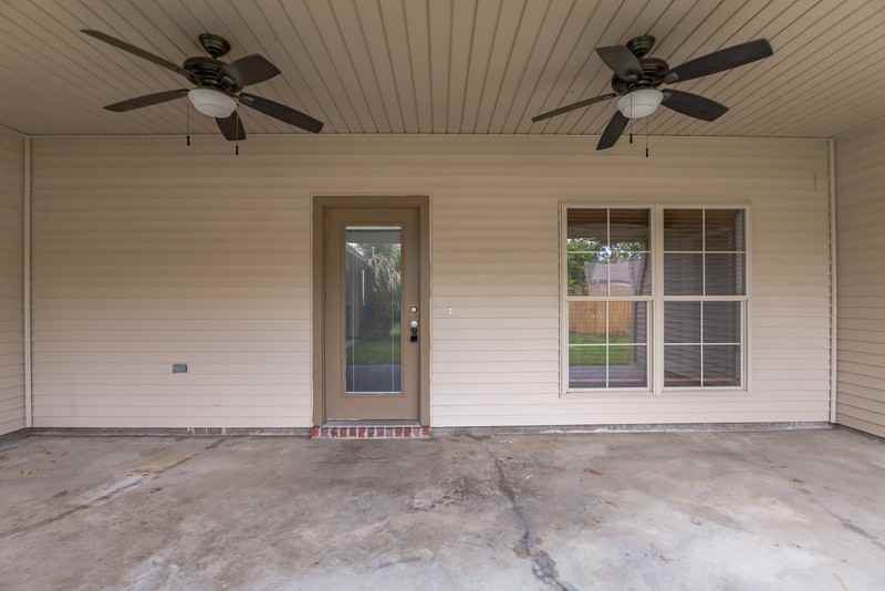 5716 Dene Dr - Photo 2 of 21