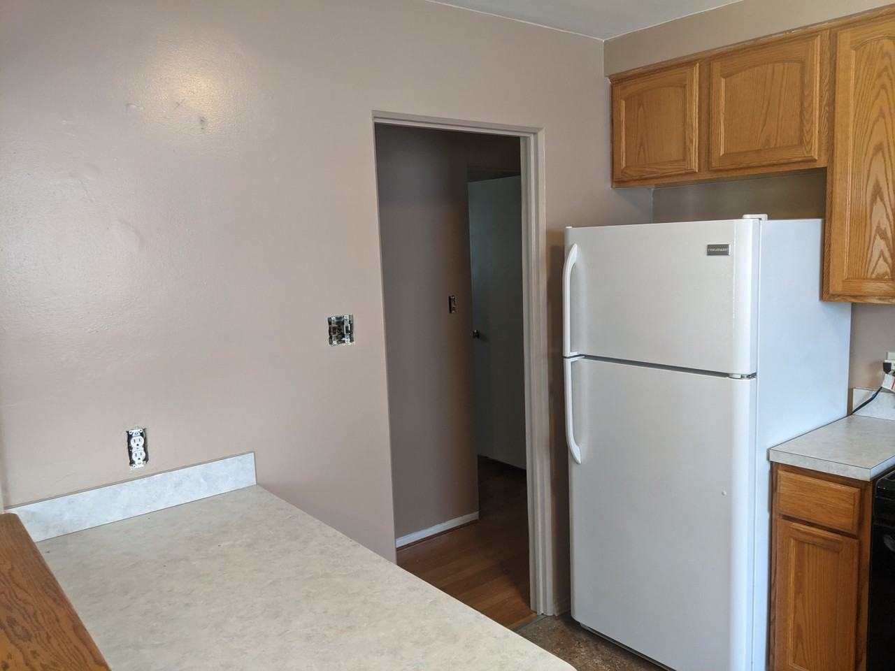 29714 Rosslyn Avenue - Photo 4 of 52