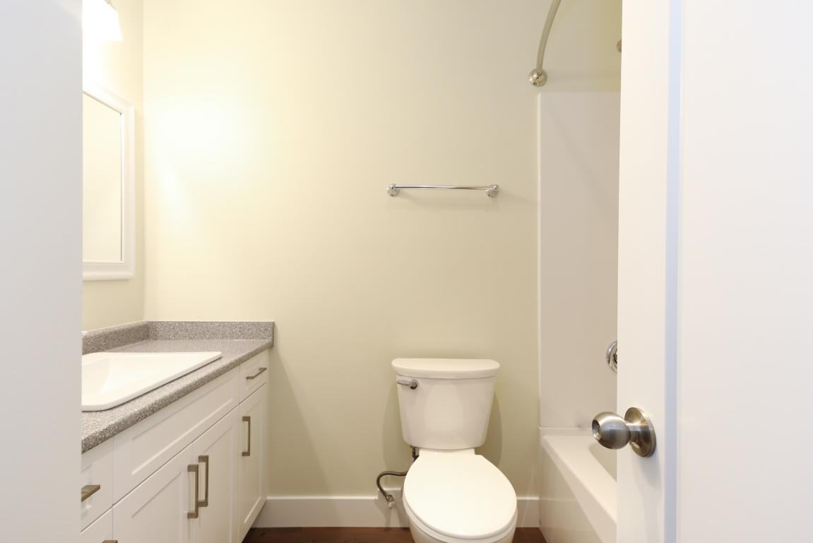 Malibu Apartments - Photo 3 of 16