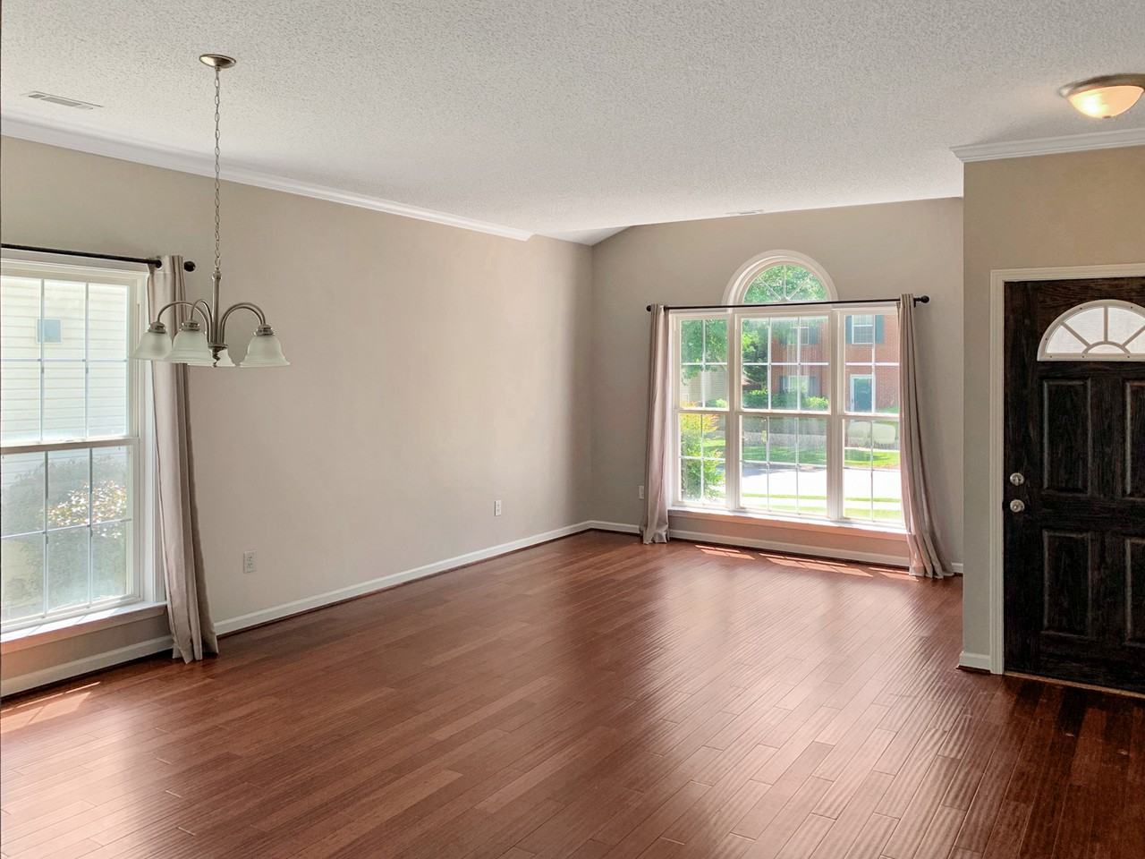 309 Cresthaven Pl #1 - Photo 2 of 11