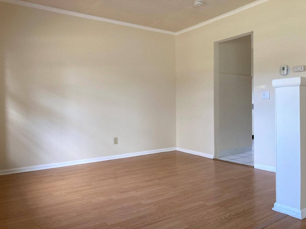 459 Clifden Dr #1 - Photo 3 of 35