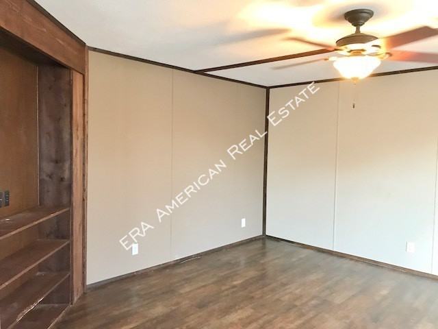 4652 Falcon Way - Photo 3 of 18