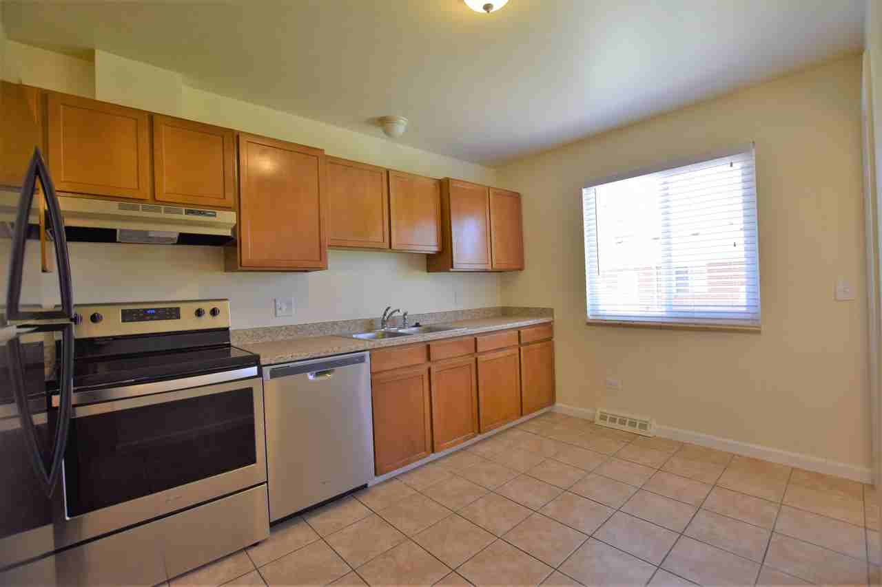 1885 S Clermont St #1885 - Photo 6 of 37