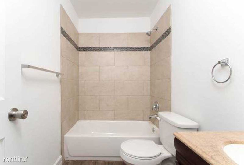 2120 2120 Monterey St 102 - Photo 3 of 20