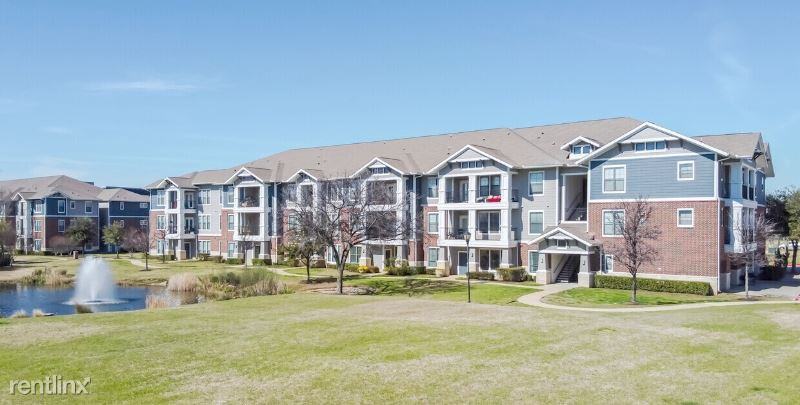 14201 14201 Hobby Ln 1569 - Photo 2 of 7