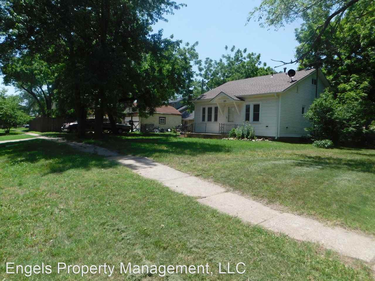 513 N. Topeka - Photo 2 of 14