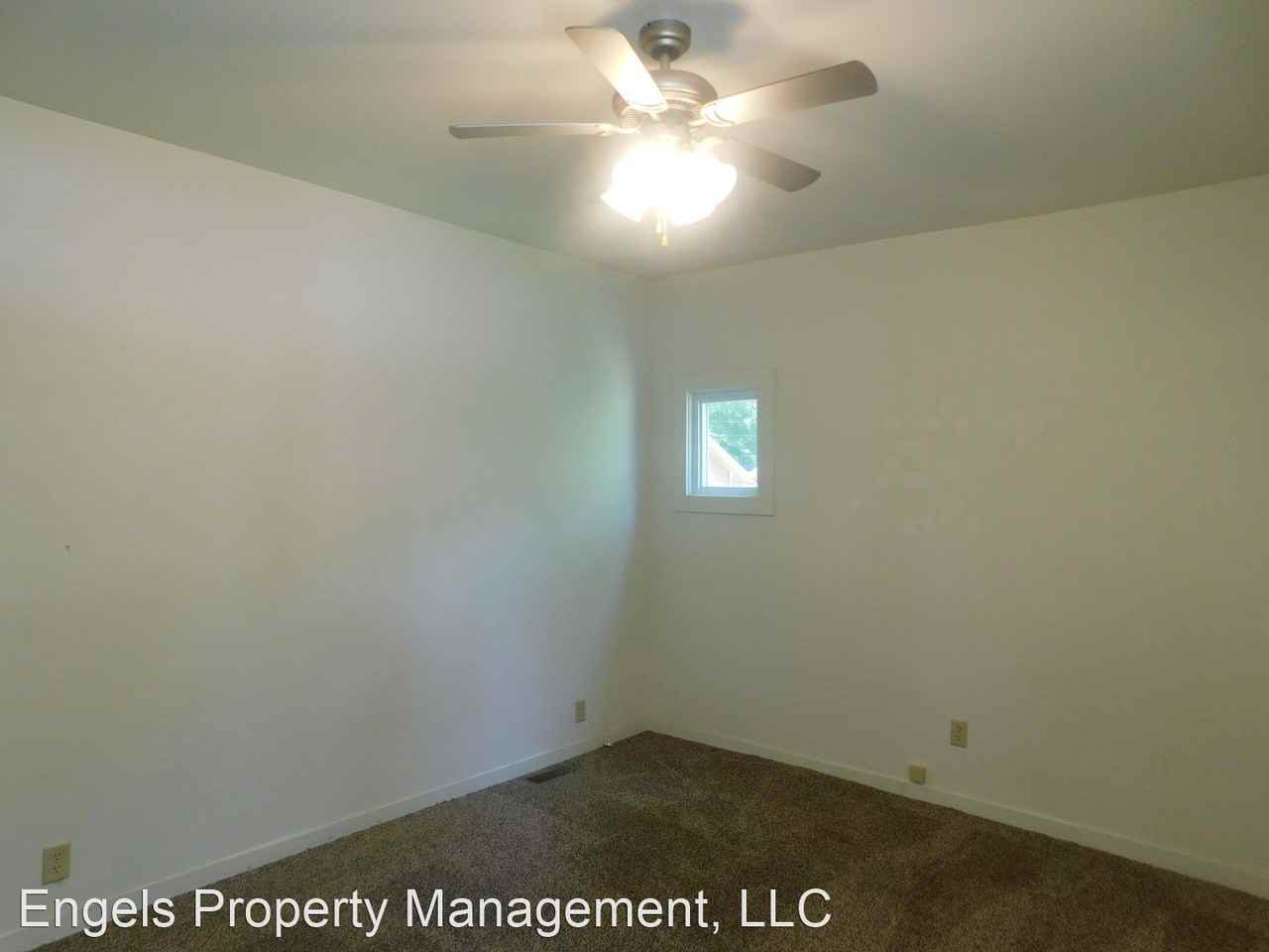 513 N. Topeka - Photo 3 of 14