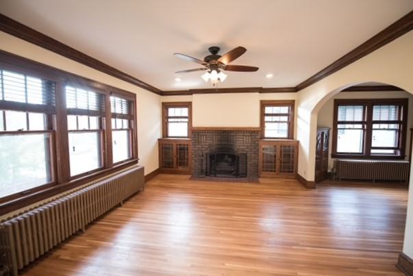 1131 Goodrich Ave - Photo 2 of 9