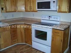 357 N Peach St - Photo 3 of 12