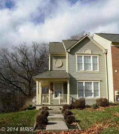 936 Grosvenor Dr #L1 - Photo 3 of 22