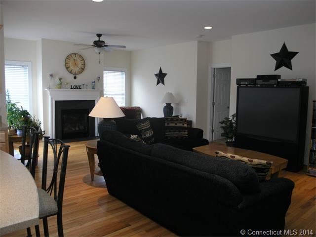 17 Chamberlain Crossing #17 - Photo 3 of 38