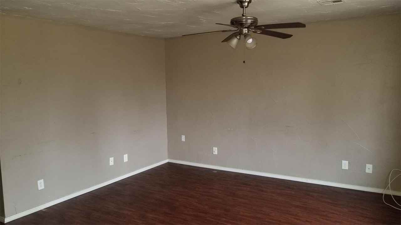 3415 Colbert St #1 - Photo 3 of 13