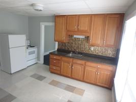 featured image of 252 Turner St #2