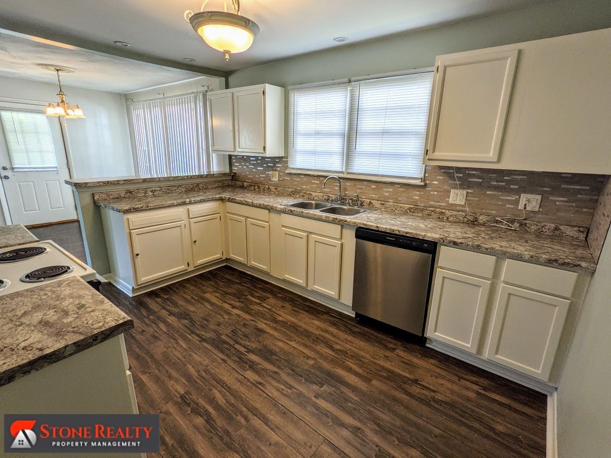 24 S 19th St #1 - Photo 2 of 11