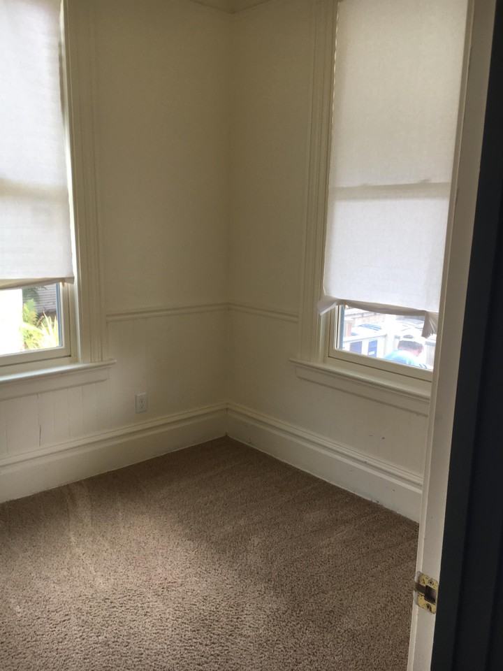 112 Myrtle St #112 - Photo 3 of 6