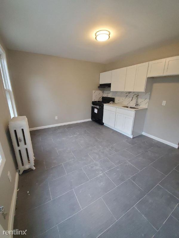 519 519 Nun St 1B - Photo 2 of 7