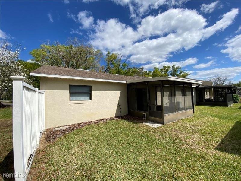 2813 Kurt St - Photo 3 of 12