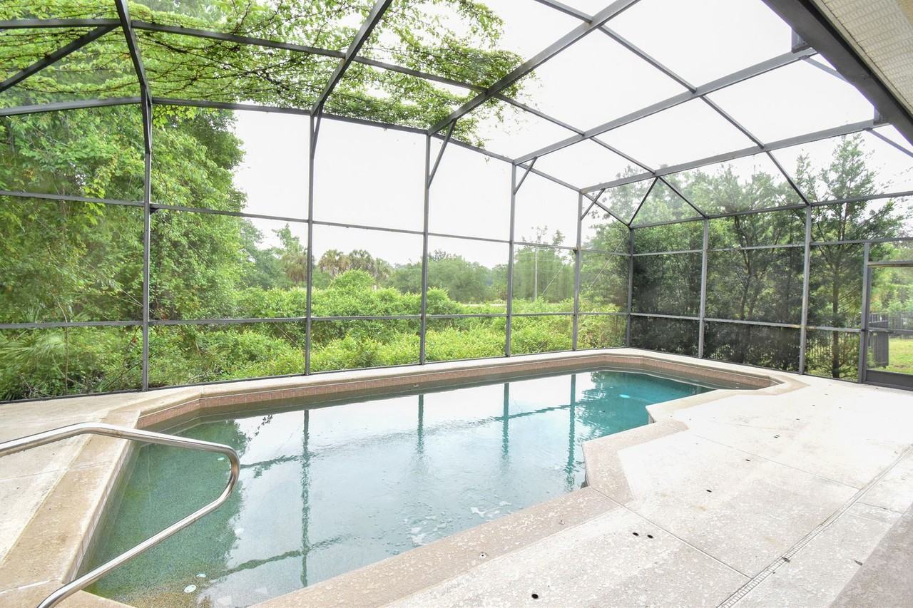 1777 Cherry Ridge Dr - Photo 2 of 16