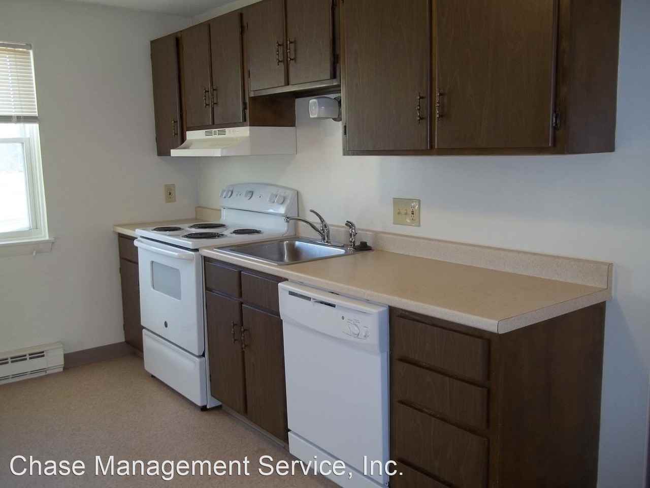 111 Main St - Photo 2 of 6