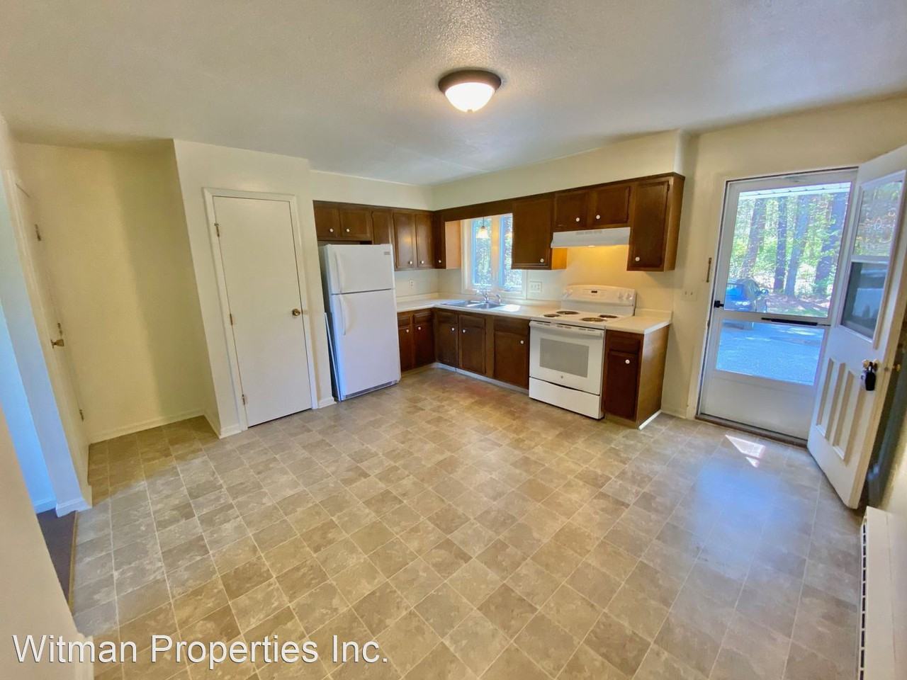 250 West Street - Photo 3 of 18