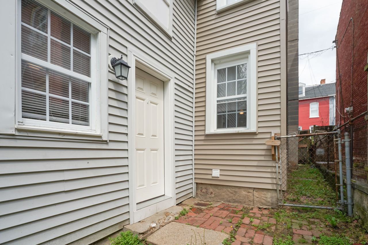 404 Beaver St - Photo 5 of 12