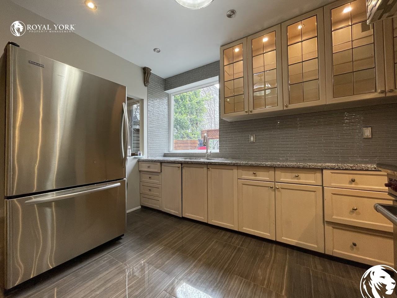 908 Kingston Rd #1 - Photo 3 of 19