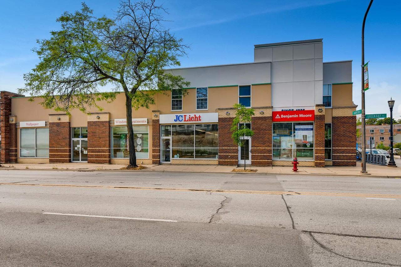 2538-2540 Green Bay Rd. - Photo 3 of 14