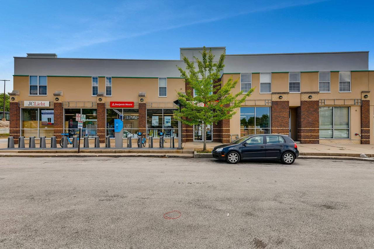 2538-2540 Green Bay Rd. - Photo 6 of 14