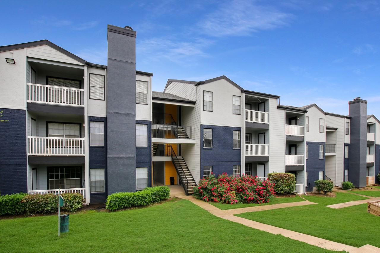 Jaxon Luxury Apartments - Photo 3 of 35