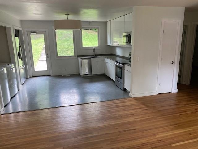 2106 15th Ave S #1 - Photo 2 of 11
