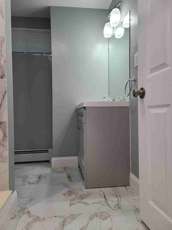 44 Glendale St #B - Photo 7 of 11