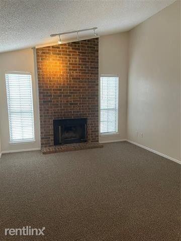 1207 Quail Valley Ln - Photo 2 of 6