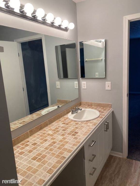 6746 Axtel Dr - Photo 2 of 12