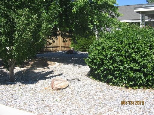 218 Corral Dr - Photo 2 of 3